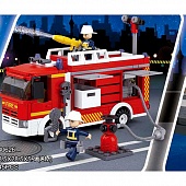 Конструктор "Пожарная машина" 343 деталей в коробке 28,5*28,5*5,5см.