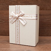 Коробка подарочная складная с крышкой, бантиком 23*17*7,3 белая