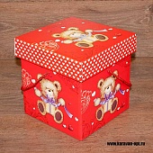 Коробка подарочная с крышкой, верёвочными ручками 30*30*30см. "Мишка с подарком"